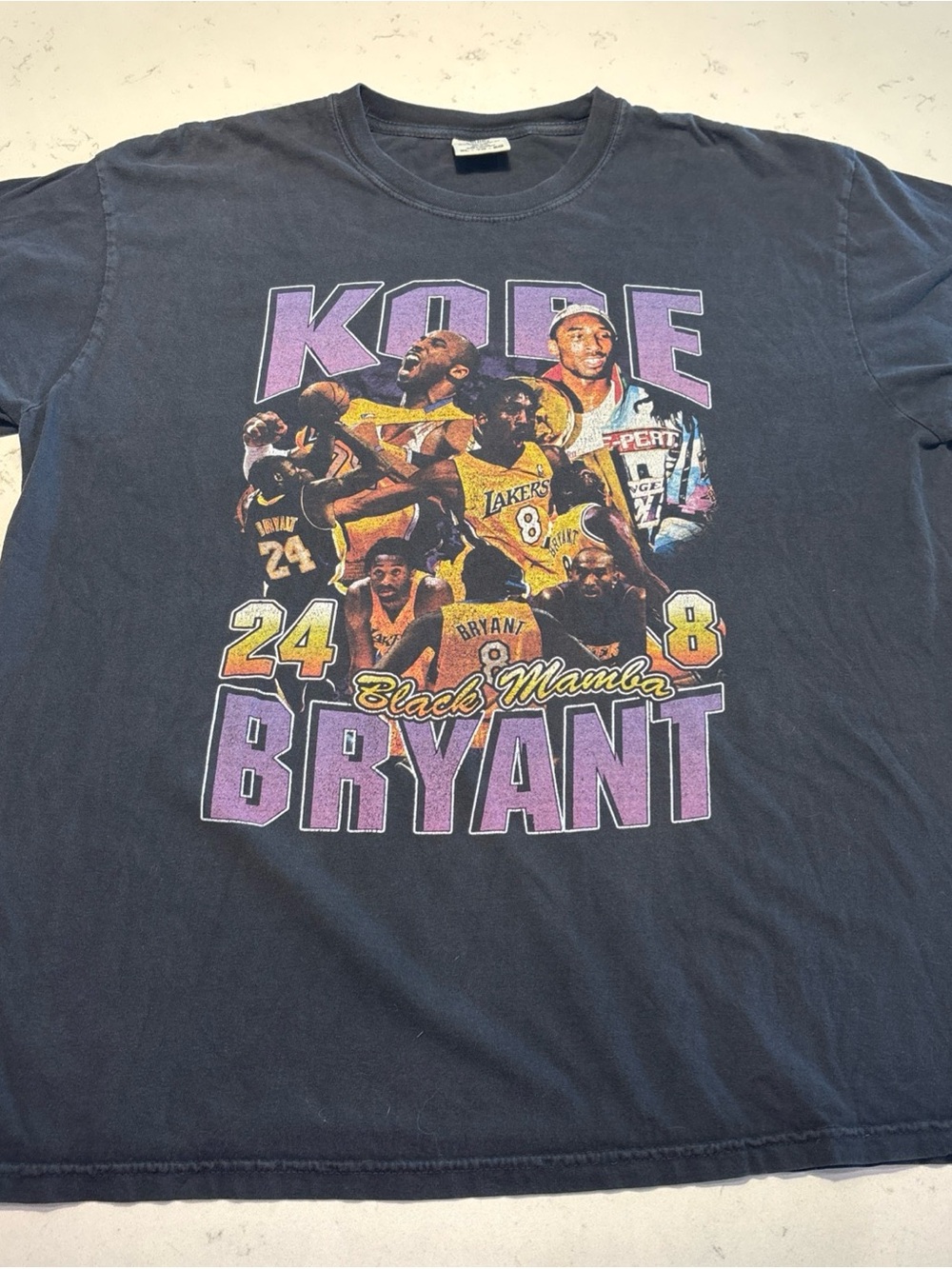 Kobe Bryant Graphic T Shirt Men’s XL Black Mamba Lakers NBA Tribute